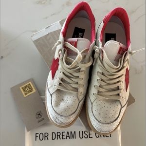 Golden Goose Womens Ball Star Sneaker